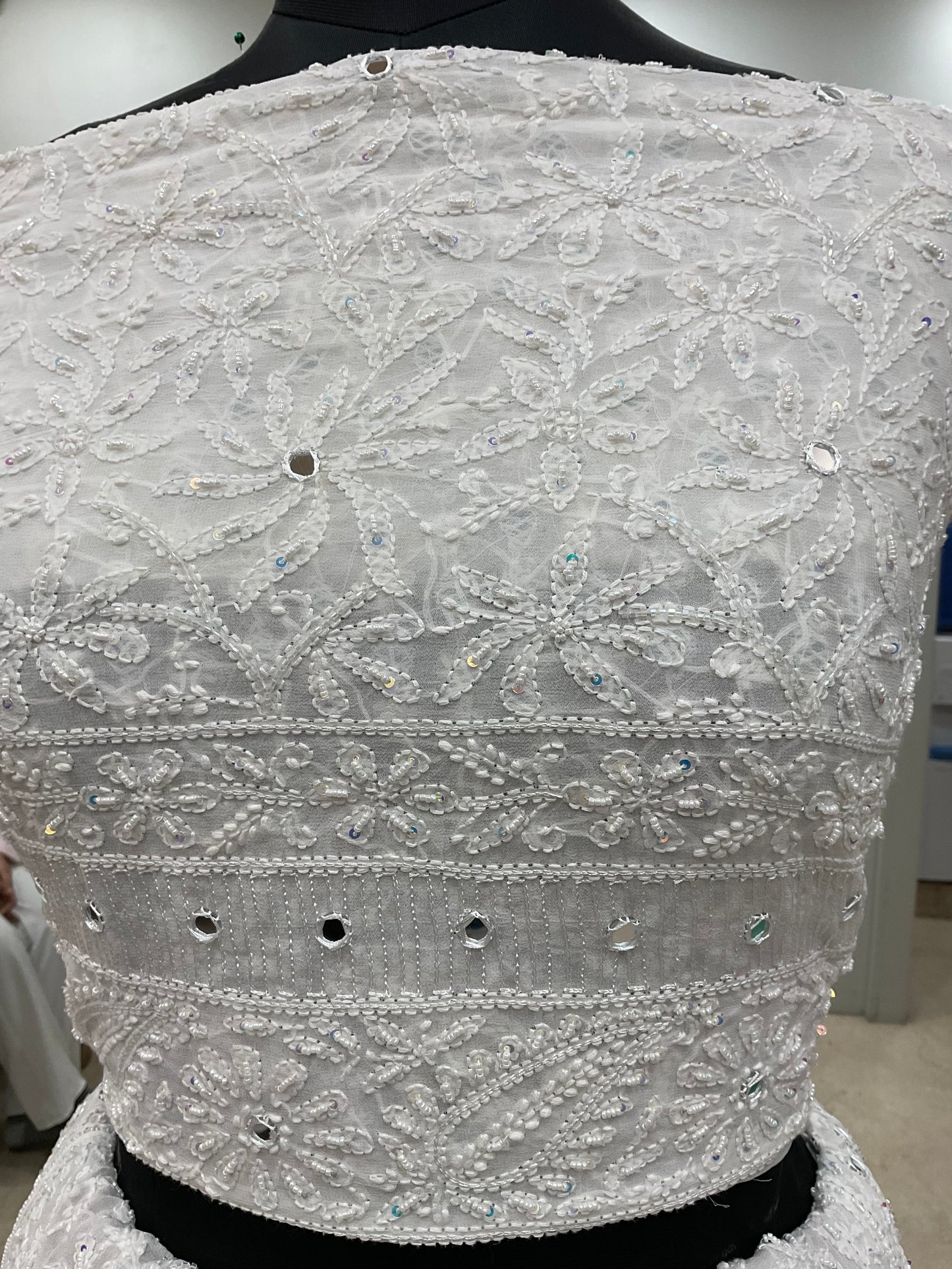Georgette Lehenga Heavy Pearl and Sequence,Mirror Work White 01