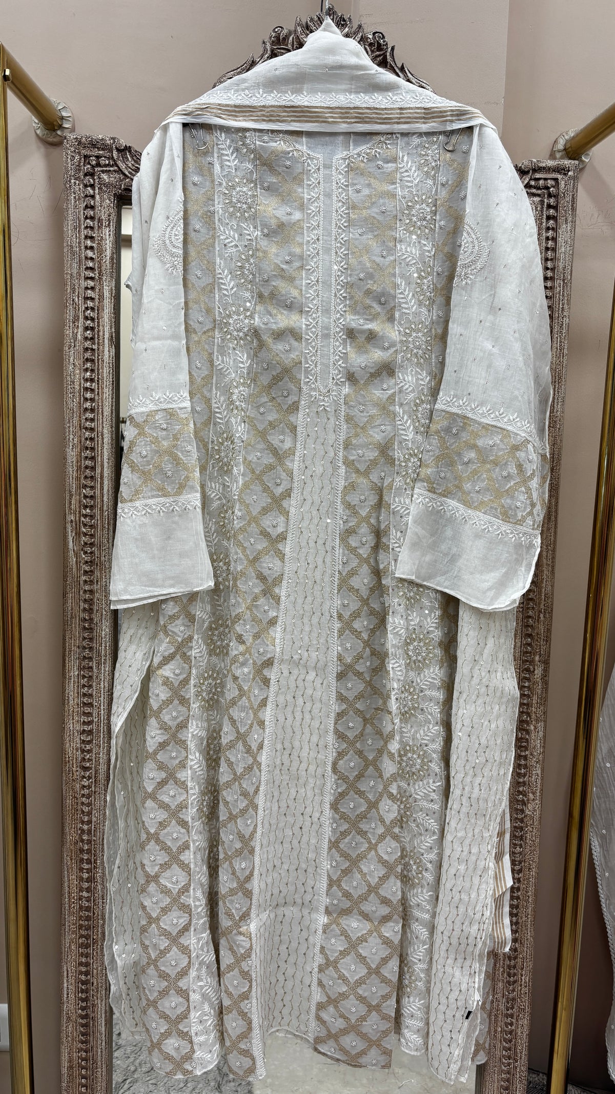 Pure Mul Anarkali Heavy Pearl And Cutdana ,Jaali Work With Dupatta White
