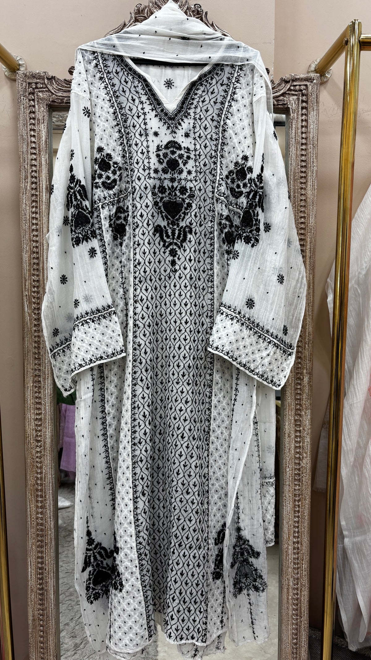 Pure Mul Anarkali Heavy Pearl And Cutdana Work With Dupatta White