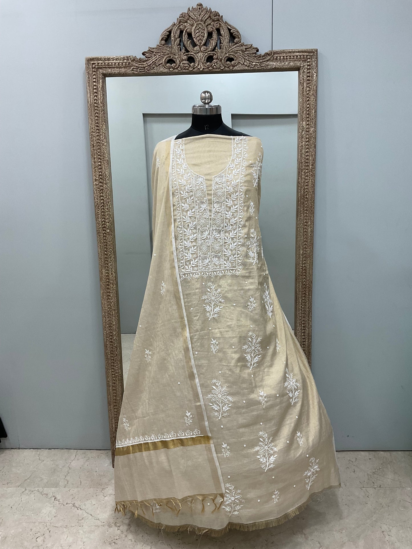 Tissue Straight Booty Pearl and Cutdana Golden Beige 05