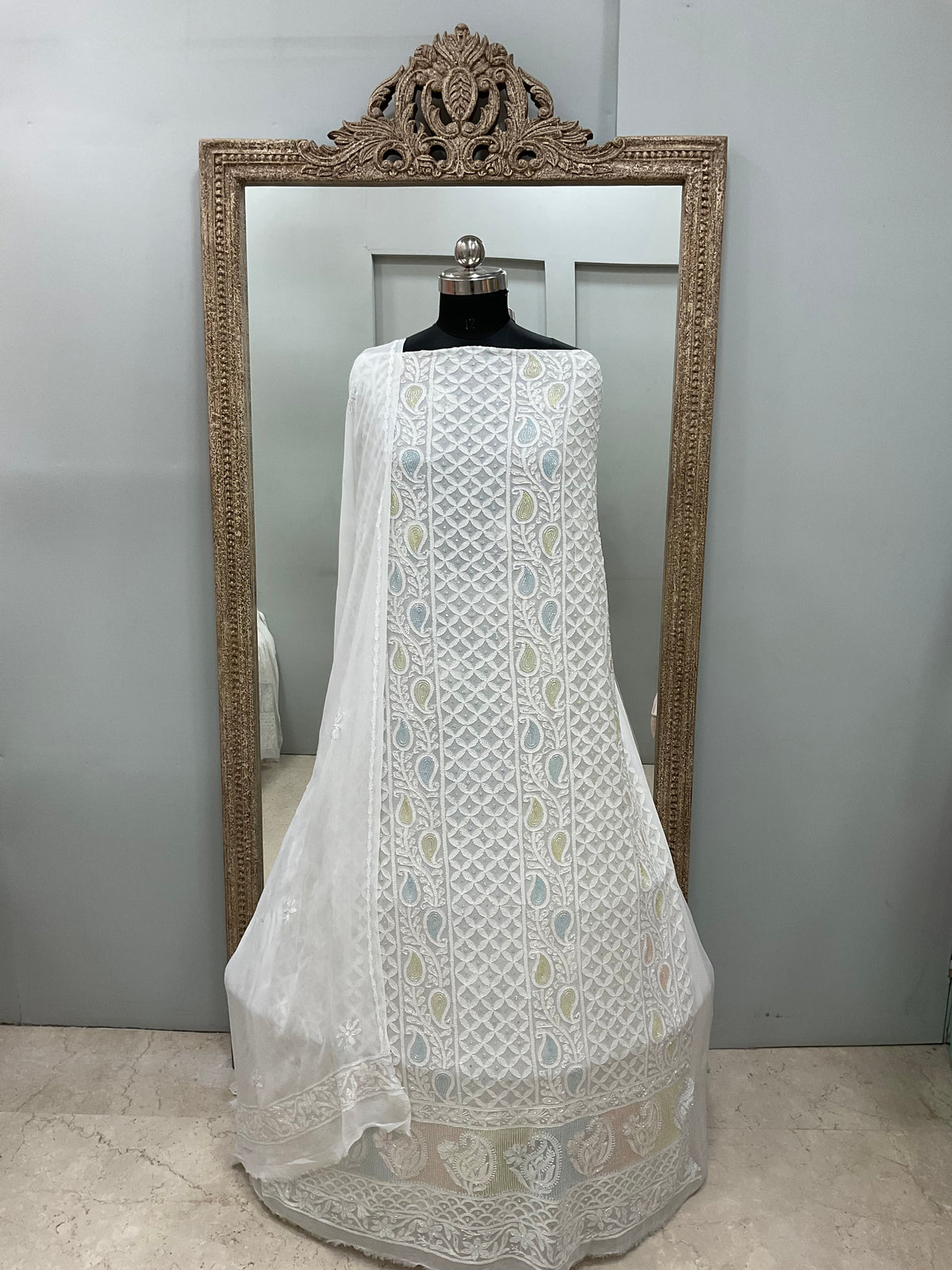 Cutdana Straight with Heavy Pearl Work White 02
