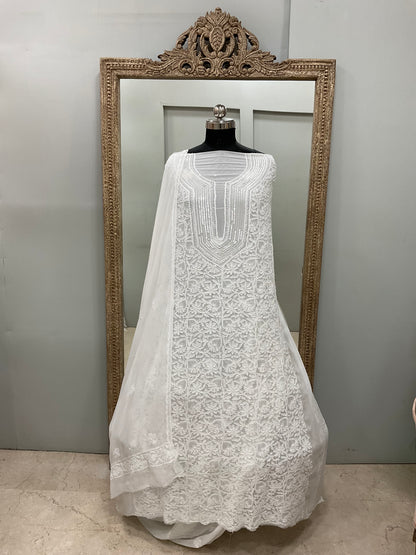 Pearl Gala Straight with Heavy Pearl Work White 04