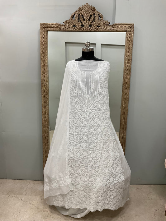 Pearl Gala Straight with Heavy Pearl Work White 04