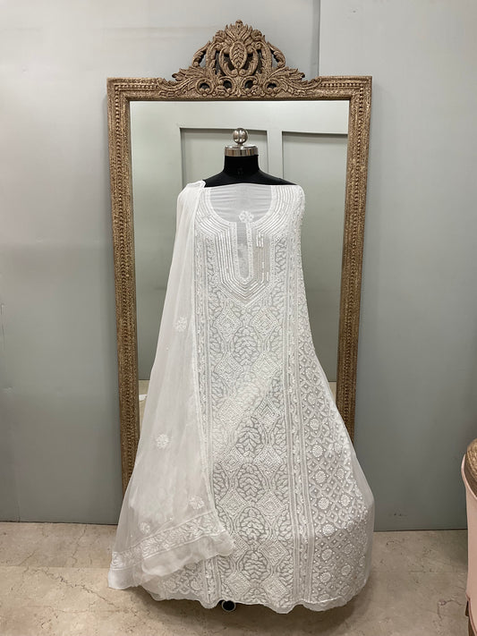 Pearl Gala Straight with Heavy Pearl Work White 02