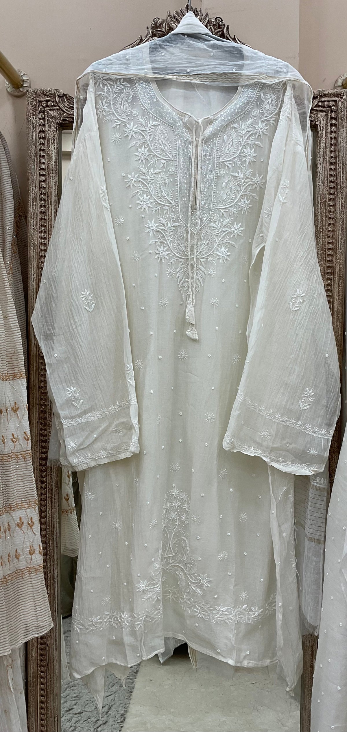 Pure Mul Anarkali Heavy Pearl And Cutdana Work With Dupatta White