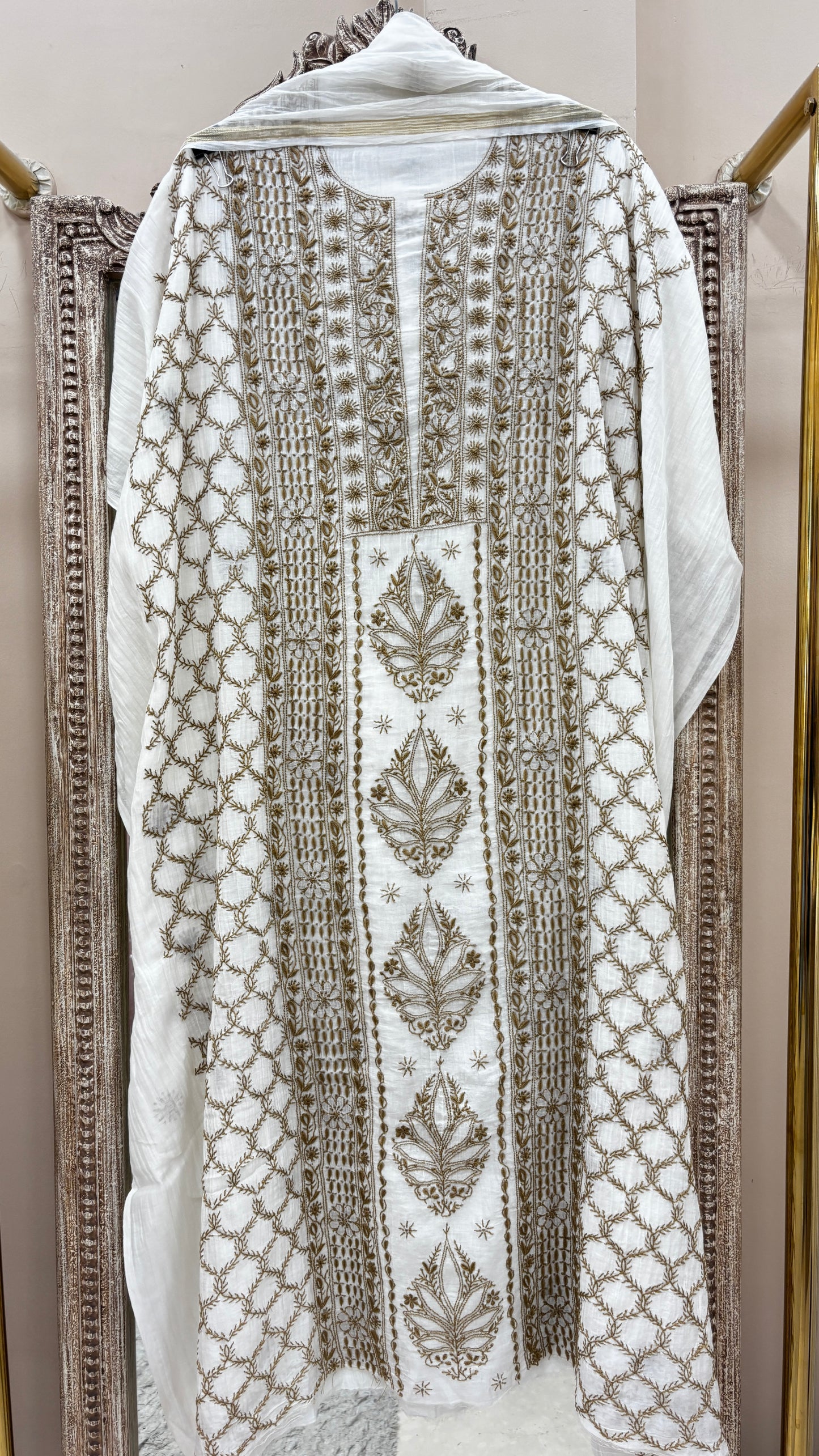 Pure Mulmul Cotton  Kurta Chickankari With Dupatta White 04