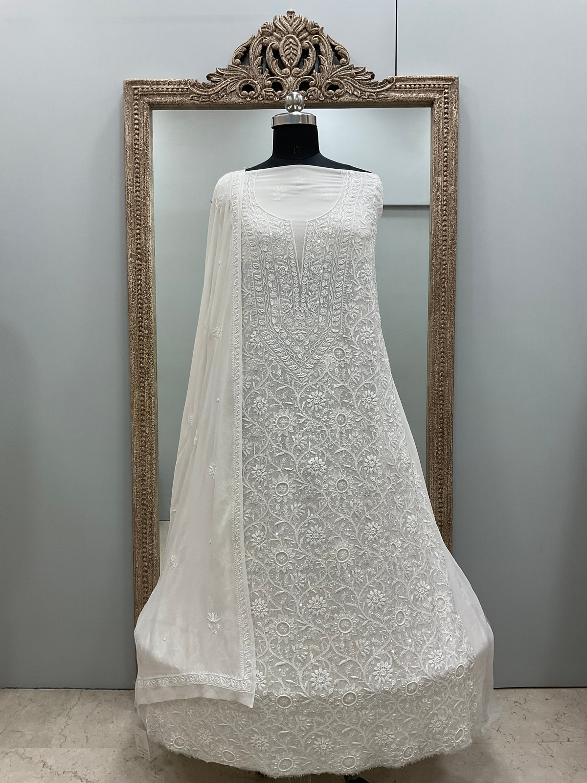 Do and Teen Taar Superfine Pure Georgette Heavy Pearl And Cutdana Work With Dupatta Off White 01