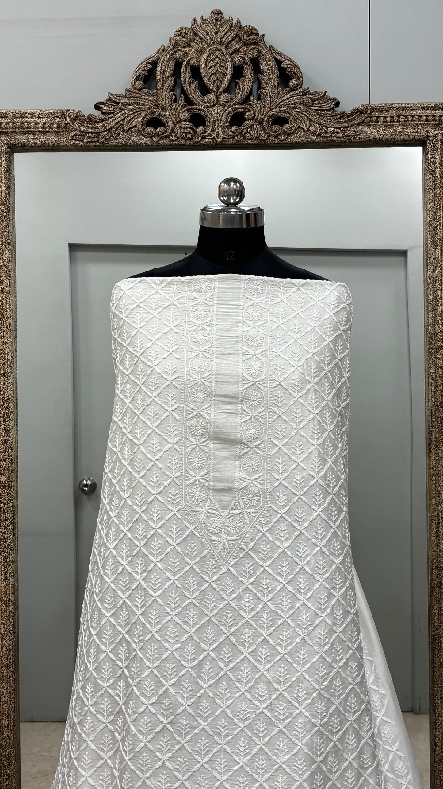 Gents Kurta Pure Chanderi Front Jaal Heavy Chicken Work White 05