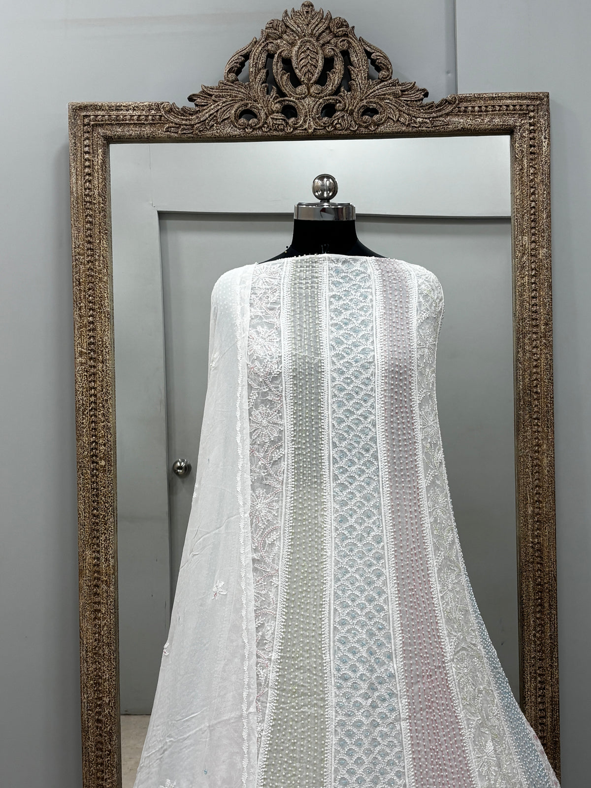 Anarkali Heavy Coloured Cutdana Offwhite 06