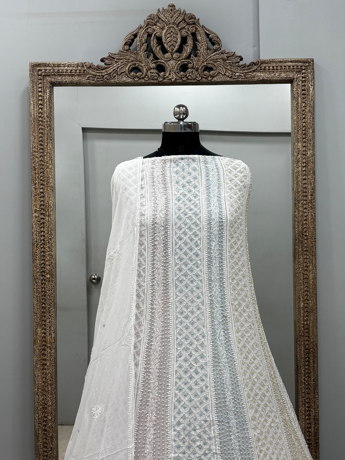 Anarkali Heavy Coloured Cutdana Offwhite 04